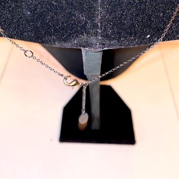 Turquoise and Ivory pendant necklace. Gunmetal chain. Lobster clasp. NWT. - Picture 7 of 7